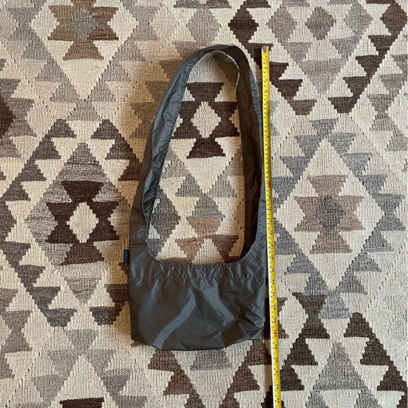 Gnhur silnyl sling bag NWOT - Picture 3 of 5